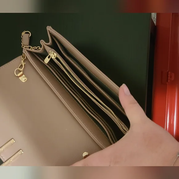 Pink crossbody bag - Picture 3 of 3